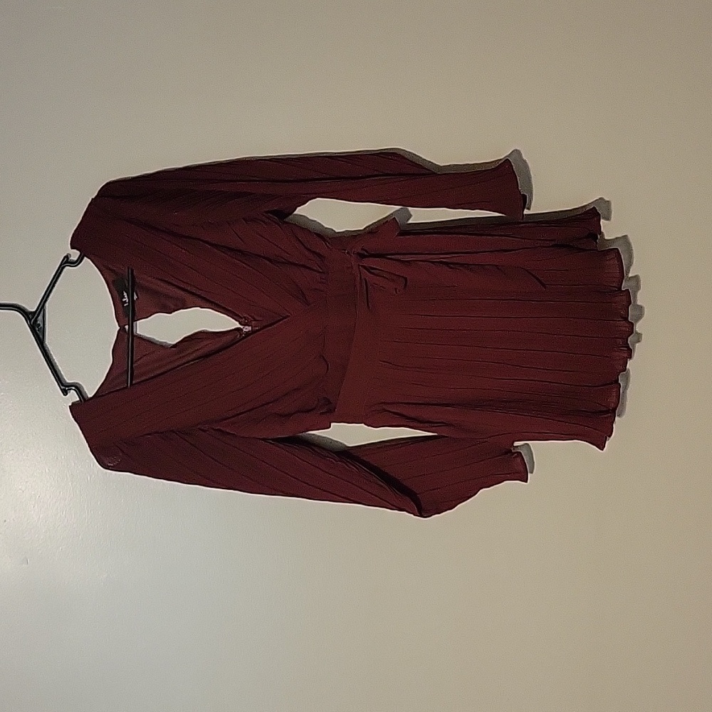 Lulus Embrace Your Beauty Burgundy Pleated Long Sleeve Skort Romper Womens Small
